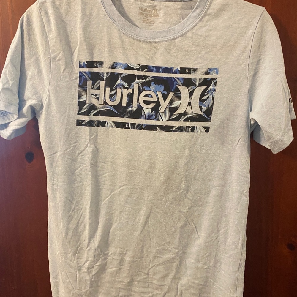 Hurley youth large boy shirts